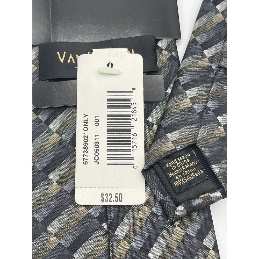 New Van Huesen Hand Made Stain Resistant Tie 59